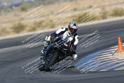 media/May-15-2022-SoCal Trackdays (Sun) [[33a09aef31]]/Turn 11 (820am)/